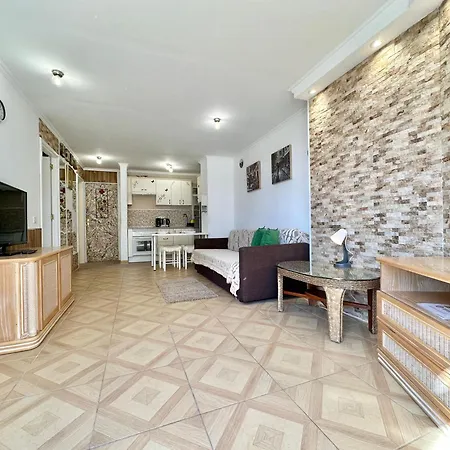 Torres De Yomely - M1f *