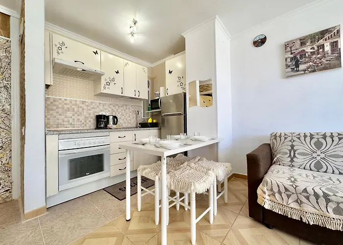 Torres De Yomely - M1f * Плая-де-лас-Америкас