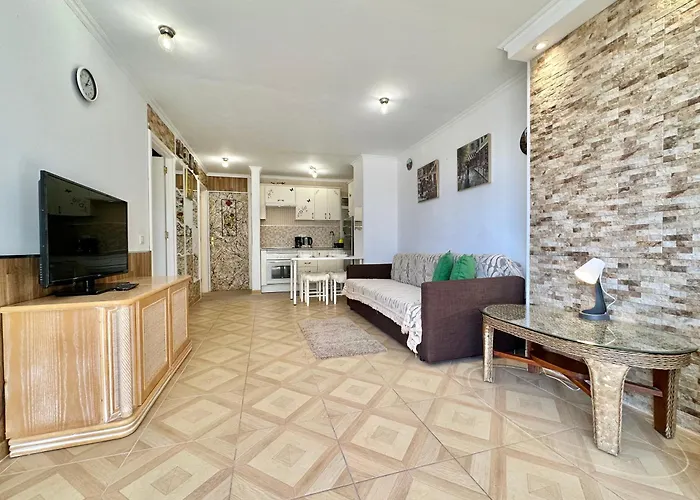 Torres De Yomely - M1f