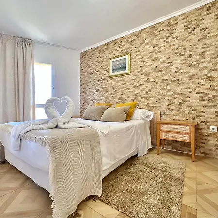 Torres De Yomely - M1f * פלאייה דה לאס אמריקס